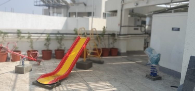 Roof Top Children Play Area (2)